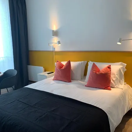 Ty Hyper Centre * Brest