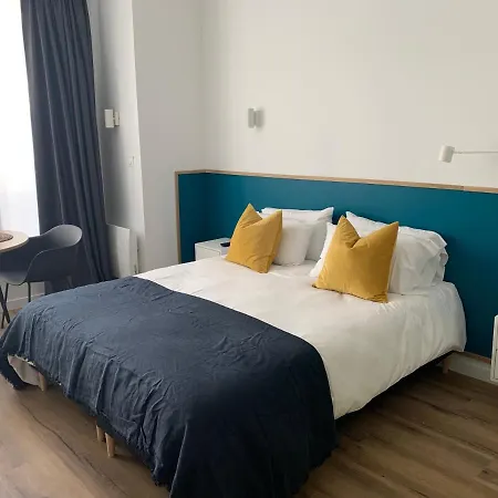 Ty Hyper Centre * Brest